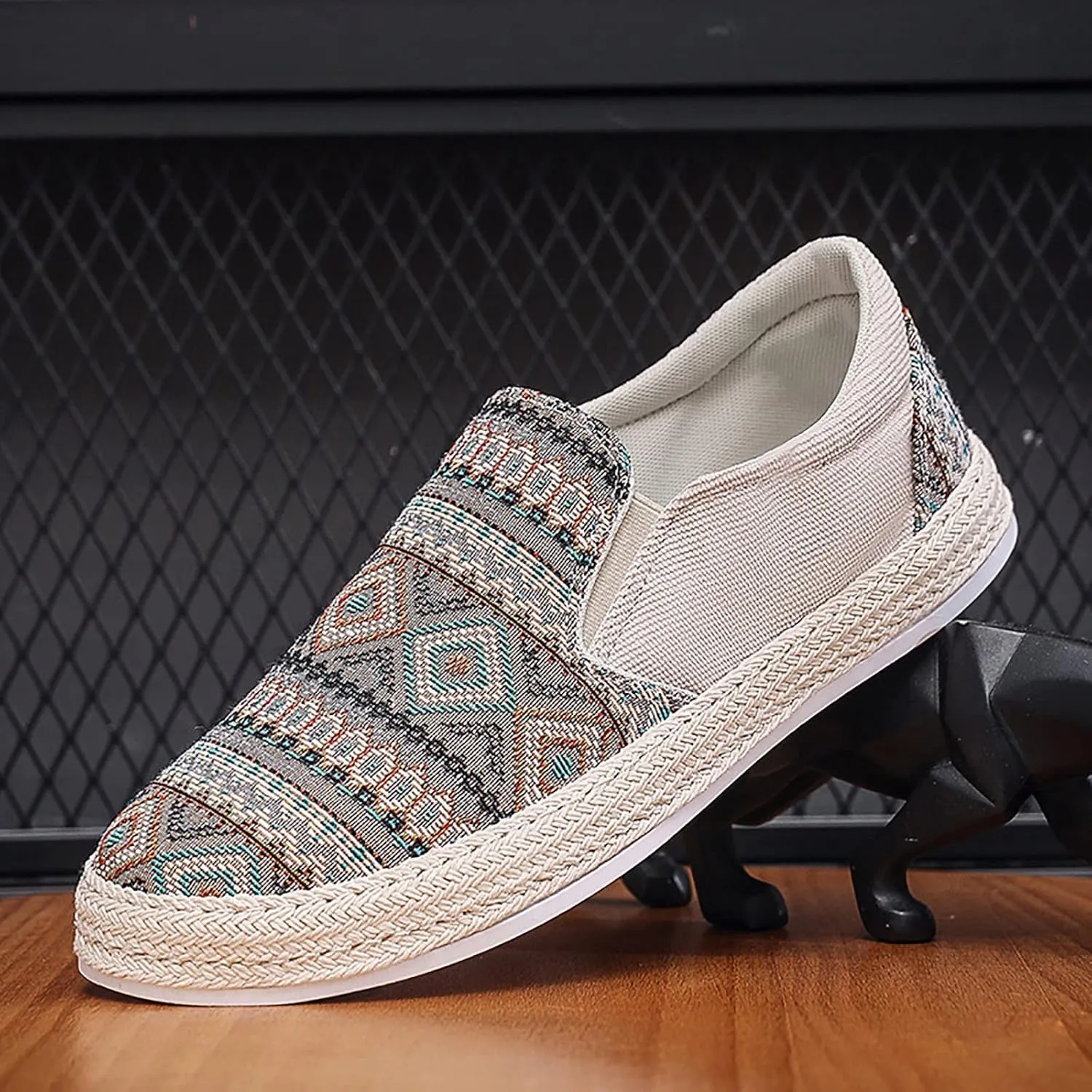 2025 Men's New Spring and Fisherman's Shoes Canvas Thick Soled Slip On Shoes Men Sneaker