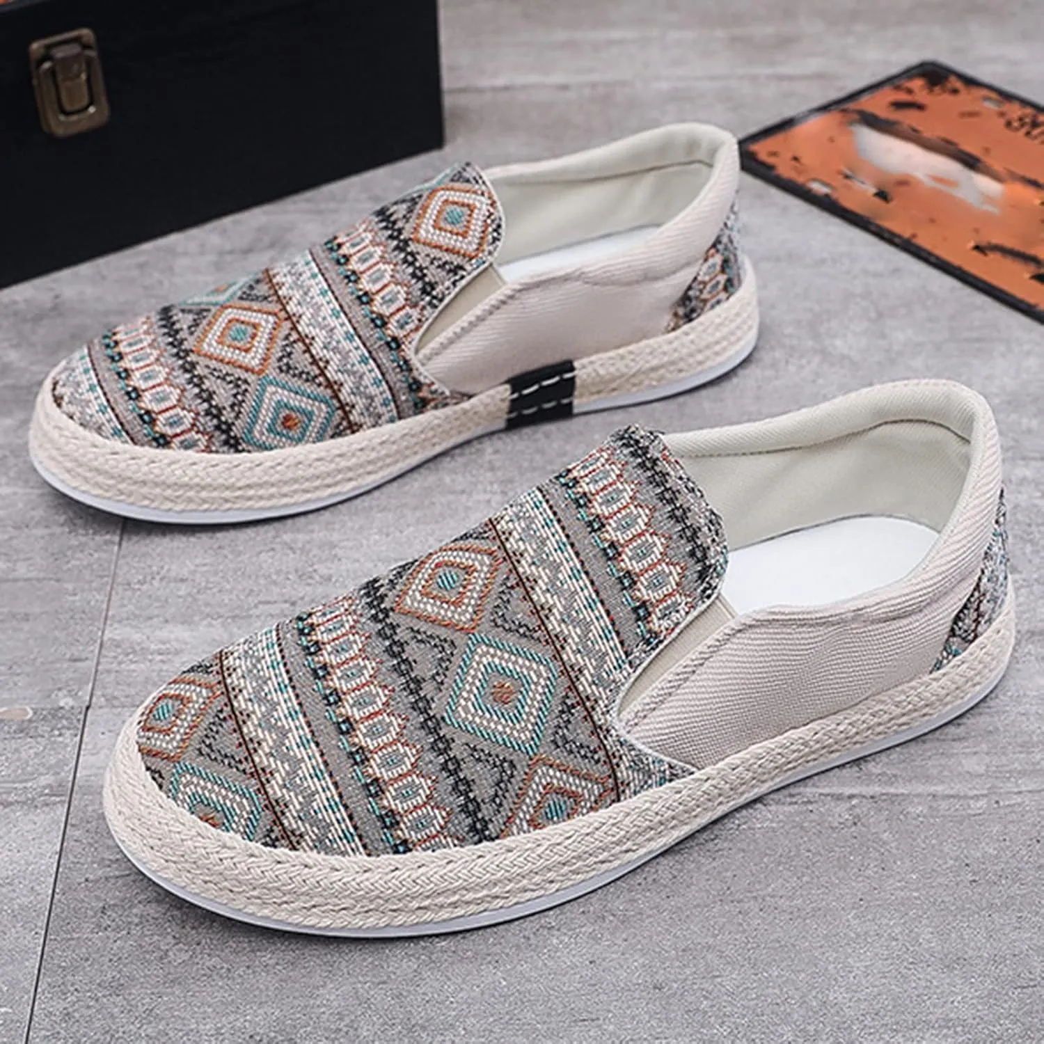 2025 Men's New Spring and Fisherman's Shoes Canvas Thick Soled Slip On Shoes Men Sneaker