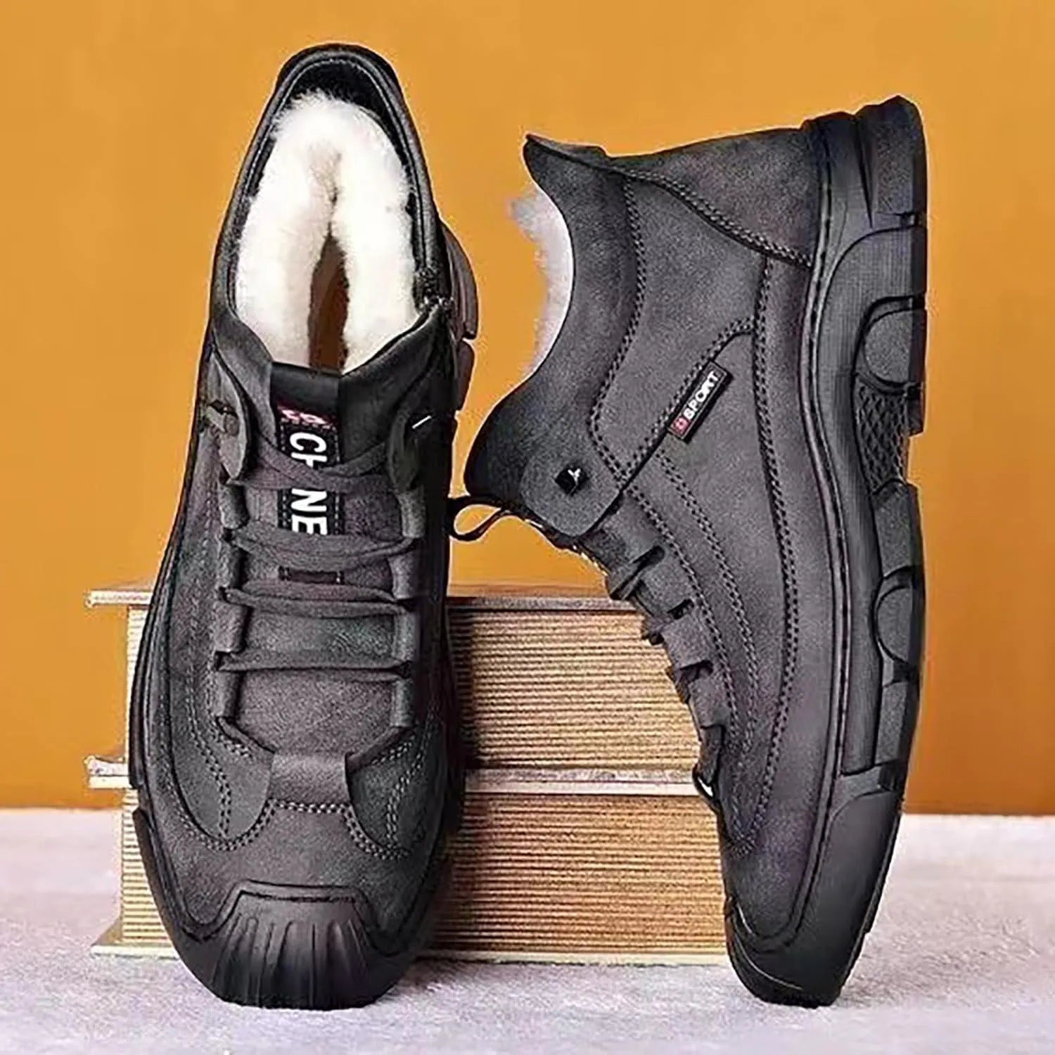 Athletic Fashion Sneakers for Men Breathable and Light Outdoor Comfy Walking Shoe Athletic Gym Tennis Sneakers
