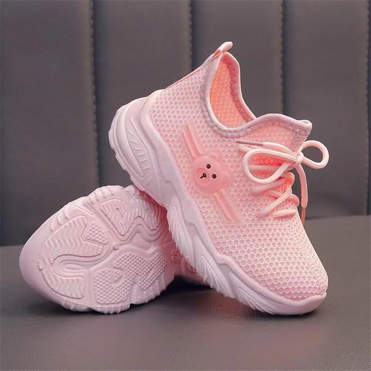 Bear Mesh Sport Shoes for Kids Lace-Up Breathable Sneakers Childrens Outdoor Running Non Slip Comfy Shoes Spring Fashion