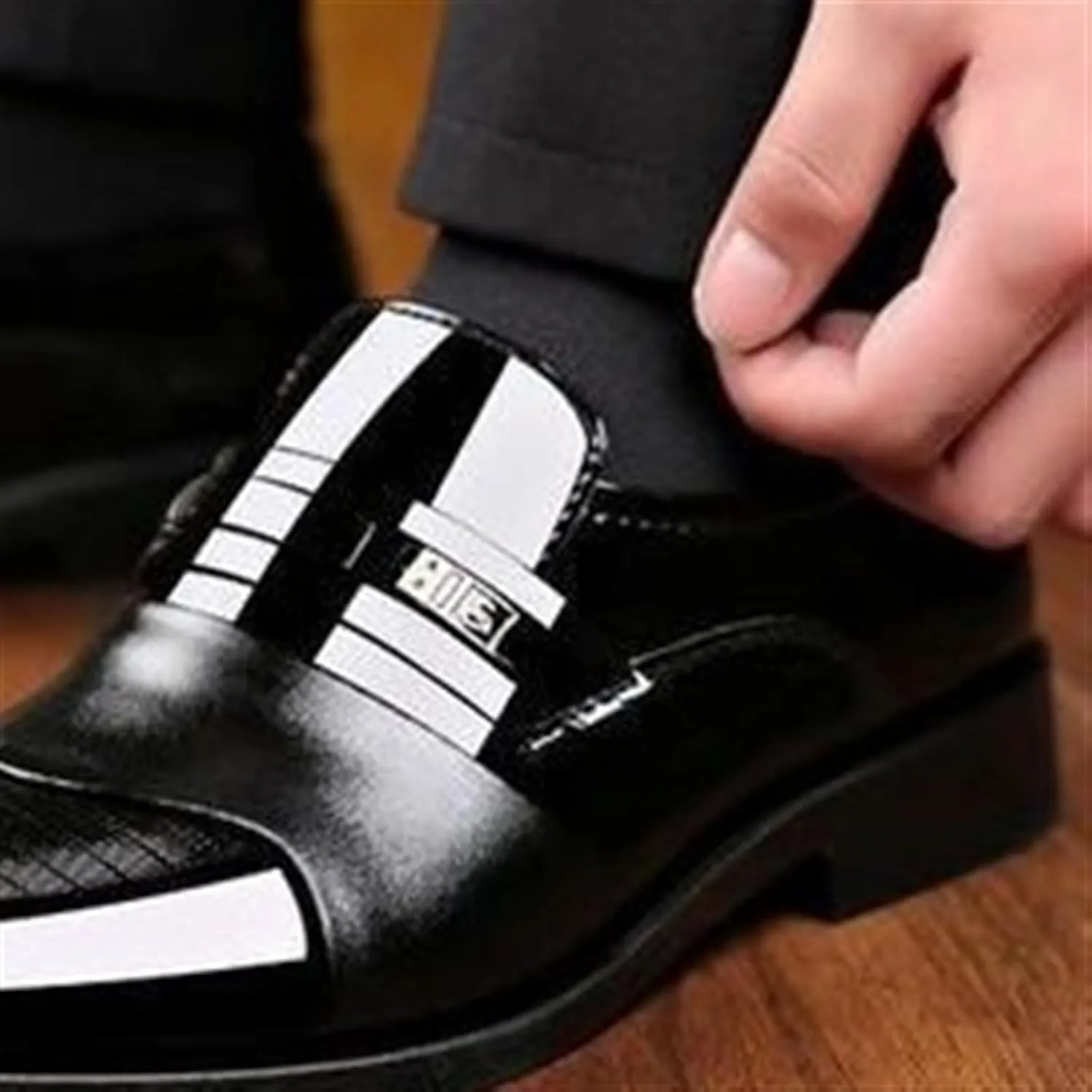 Dress Shoes for Men Stylish Flat Leather Casual Shoes for Everyday Wear