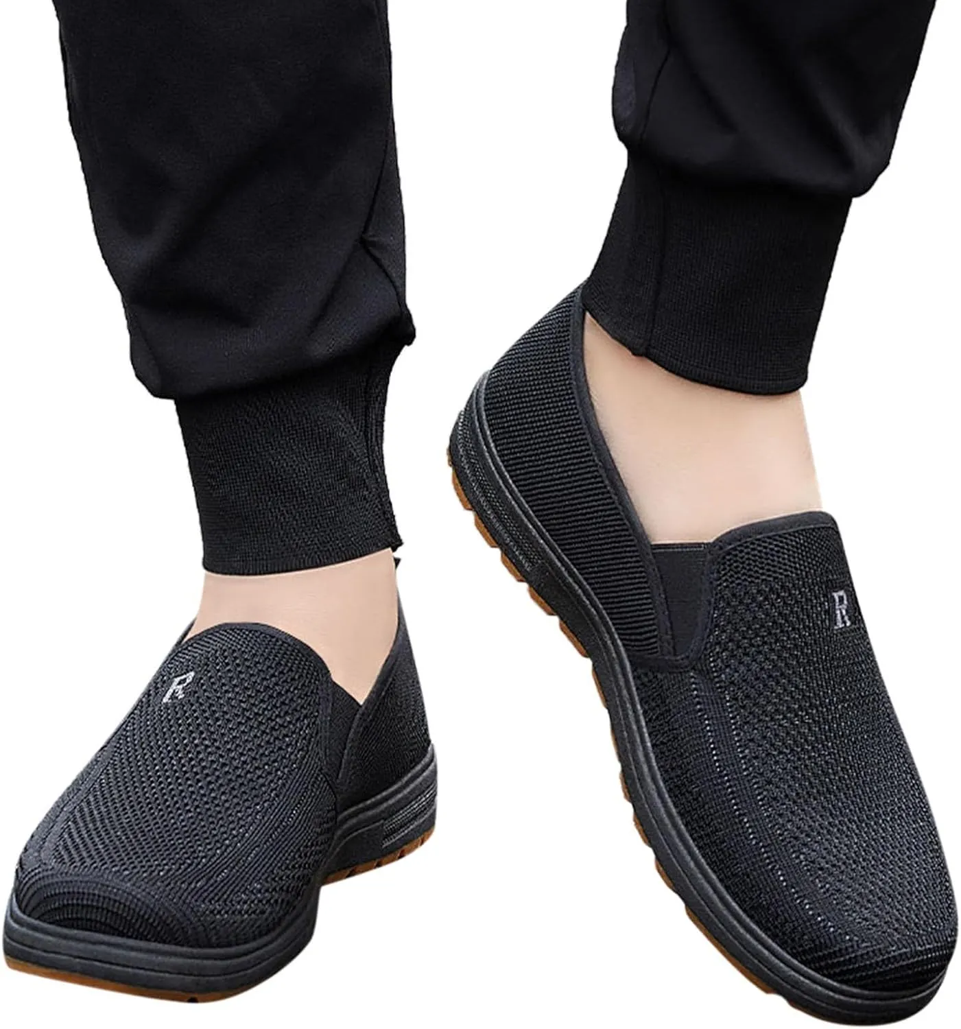 Fashion Spring and Summer Men Casual Shoes Flat Soft Bottom Mesh Breathable Slip On Comfortable Solid Forum Shoes