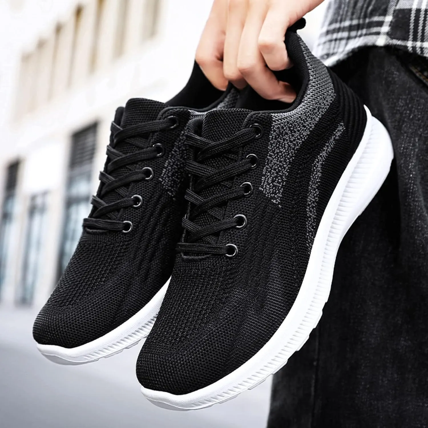 Fashion Spring and Summer Men Sports Shoes Flat Soft Bottom Mesh Breathable Comfortable Lace Up Sneaker Shelves for Men