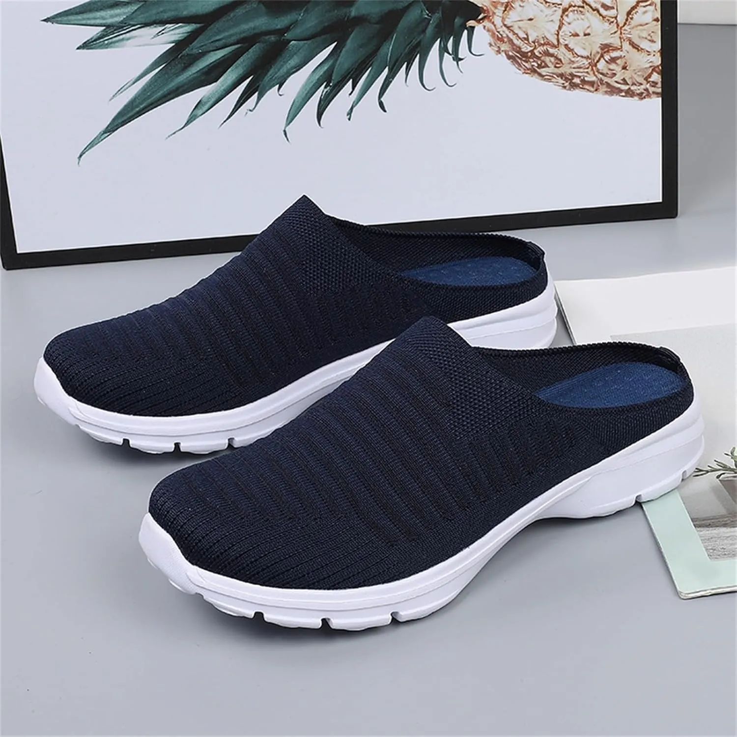 Fashion Summer Men Slippers Mesh Breathable Lightweight Slip On Flat Casual Half Slippers Mens