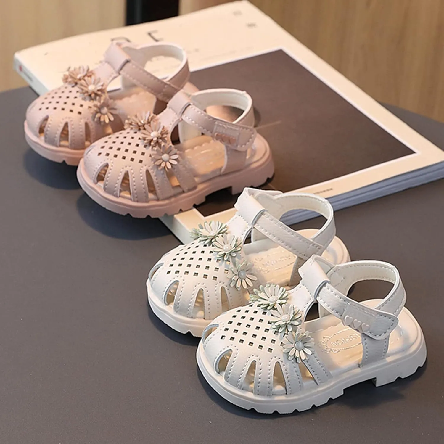 Kids Closed Toe Flower Sandals With Strap Rubber Sole 𝗟ow Heels Soft Beach Shoes Toddler Summer Outdoor Pool Loafers