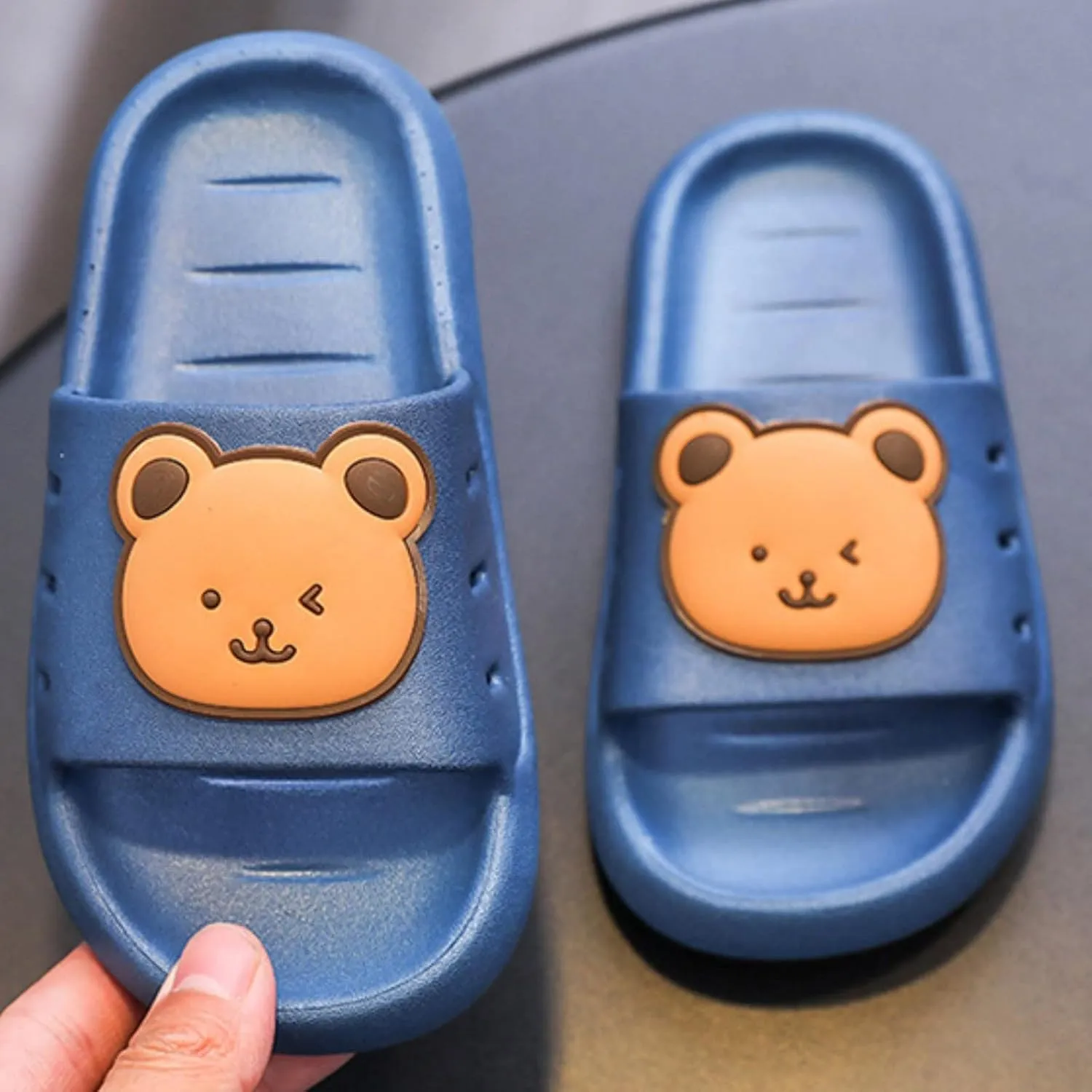 Kids Girls Boys Cloud Clogs Slipper Summer Cartoon Bear Indoor Shoes Light Weight Slippers Lovely Feet Slippers