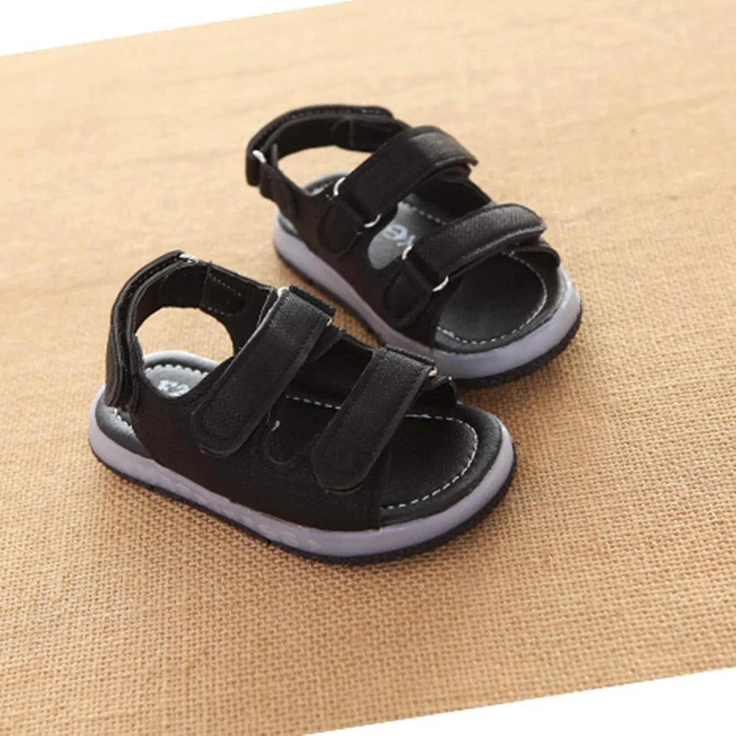 Light Up Toddler Baby Sandals Boys Girls Non Slip Open Toe Outdoor Beach Shoes Adjustable Strap Summer Sneakers