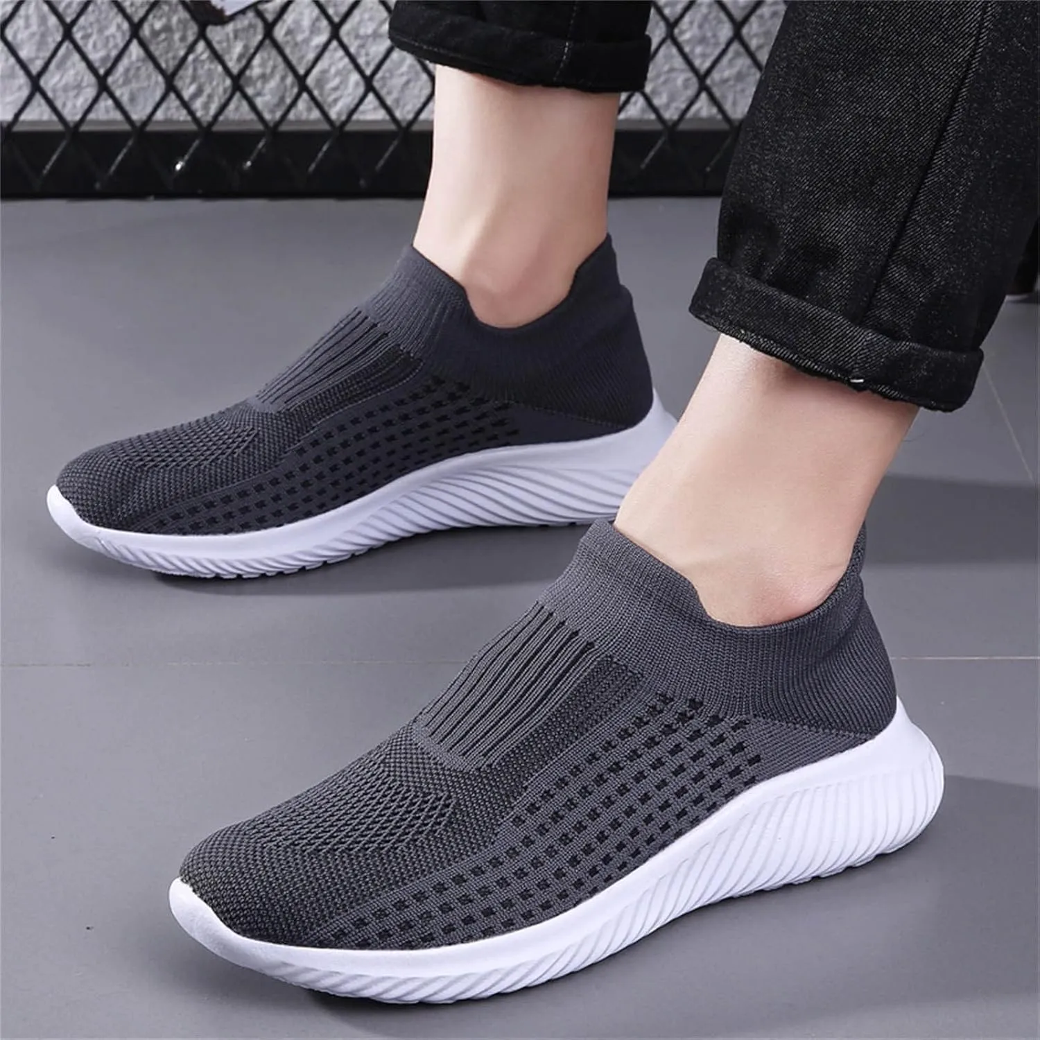 Men Solid Color Mesh Casual Shoes Comfortable Breathable Soft Sole Sneaker Insoles Men Odor