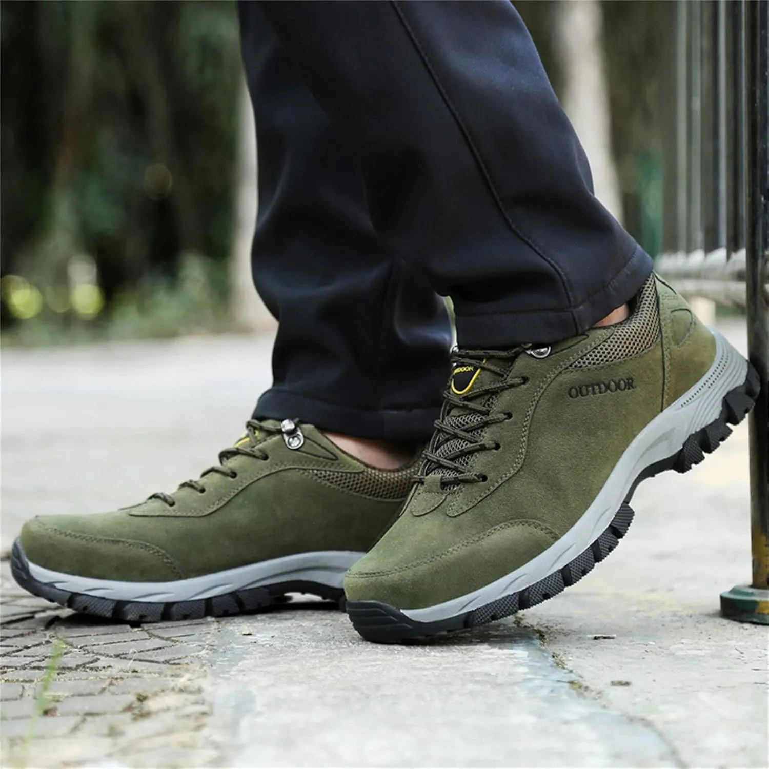 Men's Breathable Stretch Workout Shoes Lace Up Comfortable Light-Weight Shoe Arch Support Walking Shoes for Men