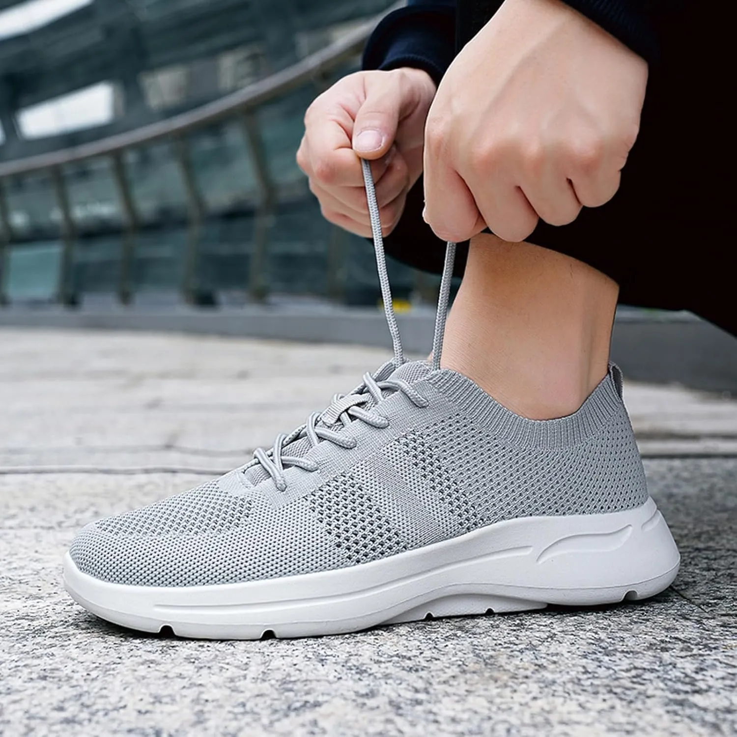 Men's Breathable Stretch Workout Shoes Lace Up Comfortable Light-Weight Shoe Athletic Fashion Sneakers for Men