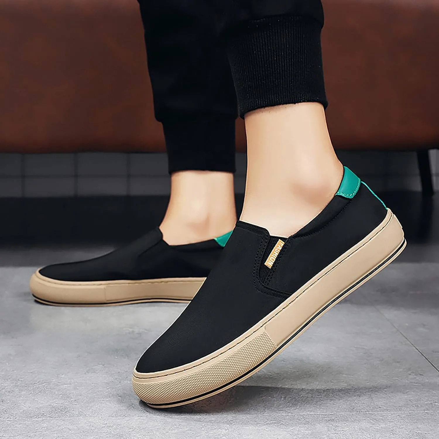 Men's Classic Casual Walking Shoes Breathable and Light Outdoor Comfy Walking Shoe Lightweight Minimalist Shoes