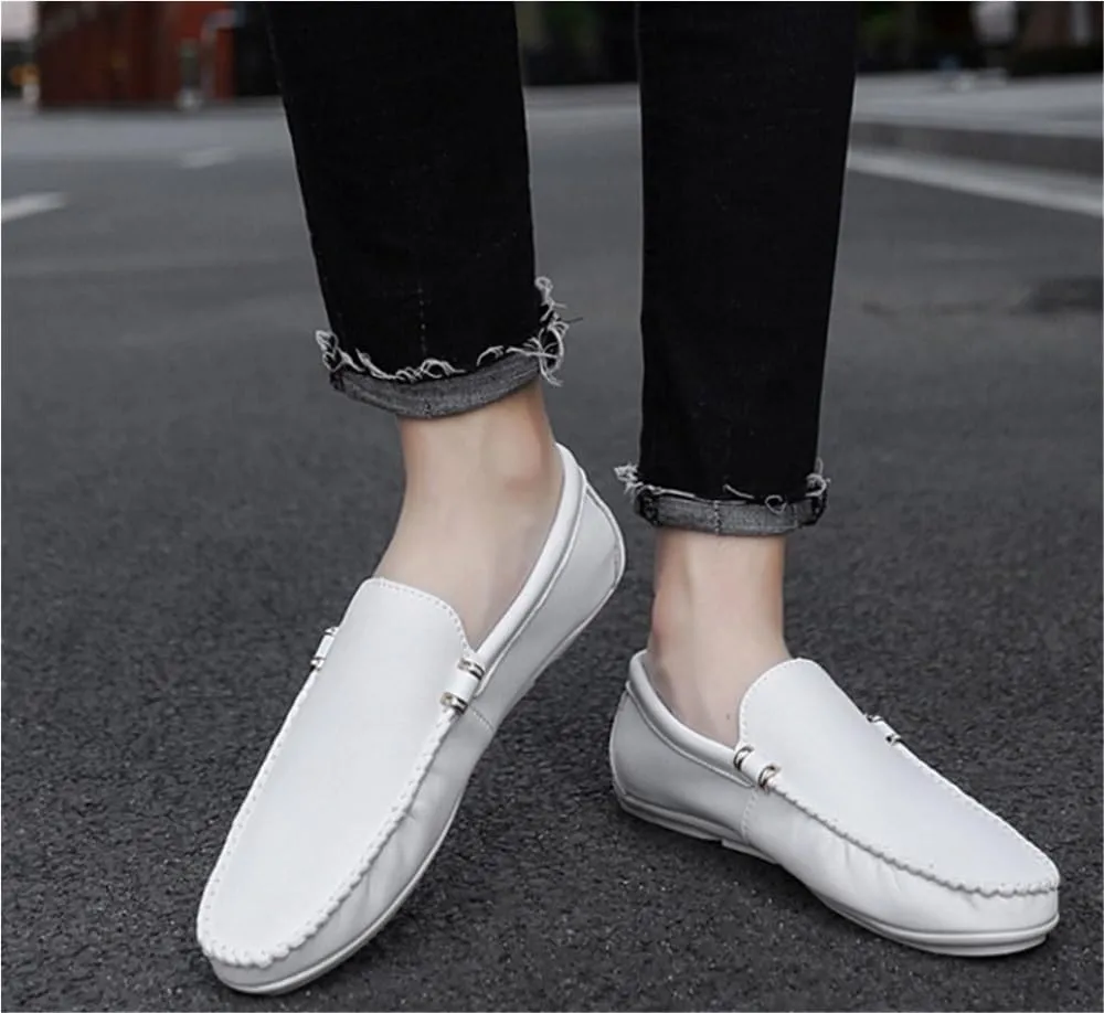 Men's Loafers Round Toe Solid Color PU Leather Driving Shoes Flat Heel Comfortable Flexible Party Slip-ons