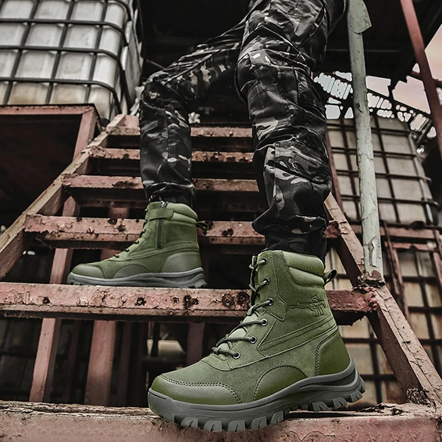 Mens Military Tactical Boots Combat Boots Breathable Police Patrol Boots Lightweight Army Boots Waterproof Hiking Boots