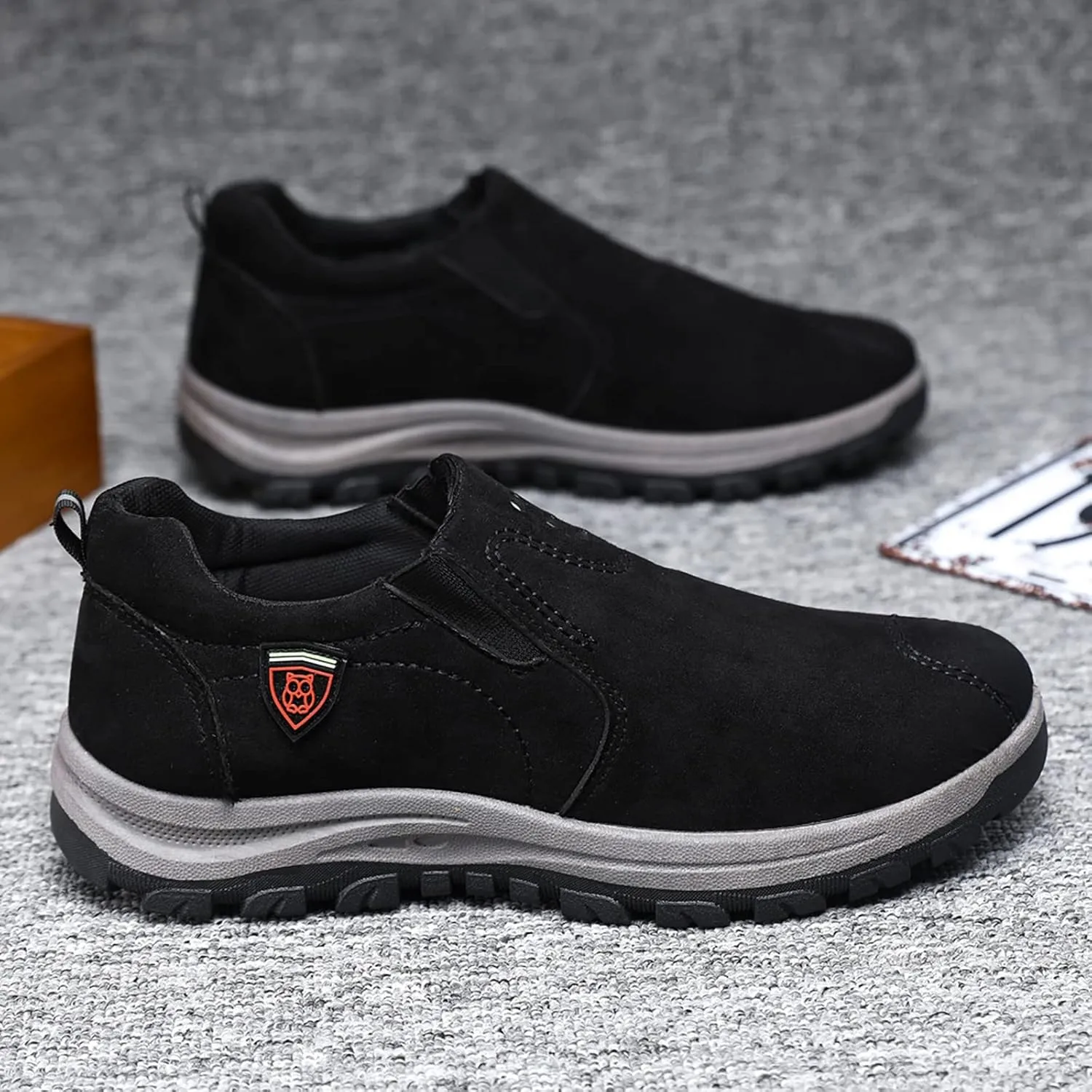 Men's New Pure Color Suede Fashion Casual Sports Shoes in Spring and Casual Sneaker Boots for Men