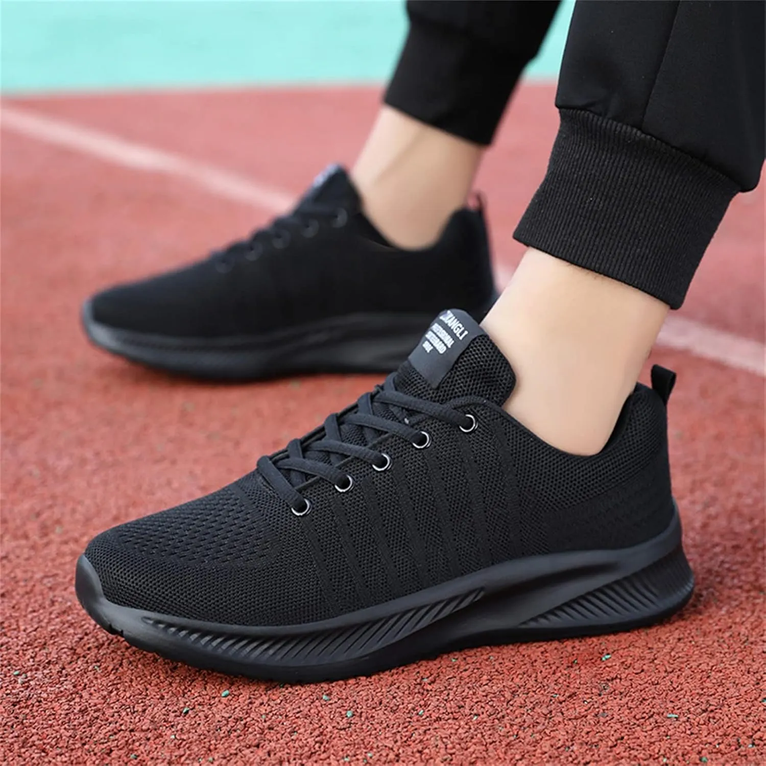Outdoor Jogging Sneakers for Men Breathable and Light Outdoor Comfy Walking Shoe Men's Comfortable Dress Shoes