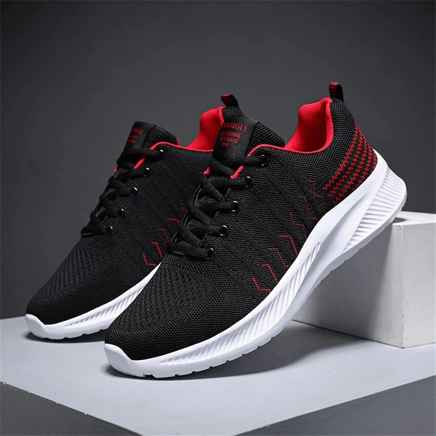 Outdoor Jogging Sneakers for Men Breathable and Light Outdoor Comfy Walking Shoe Men's Comfortable Dress Shoes
