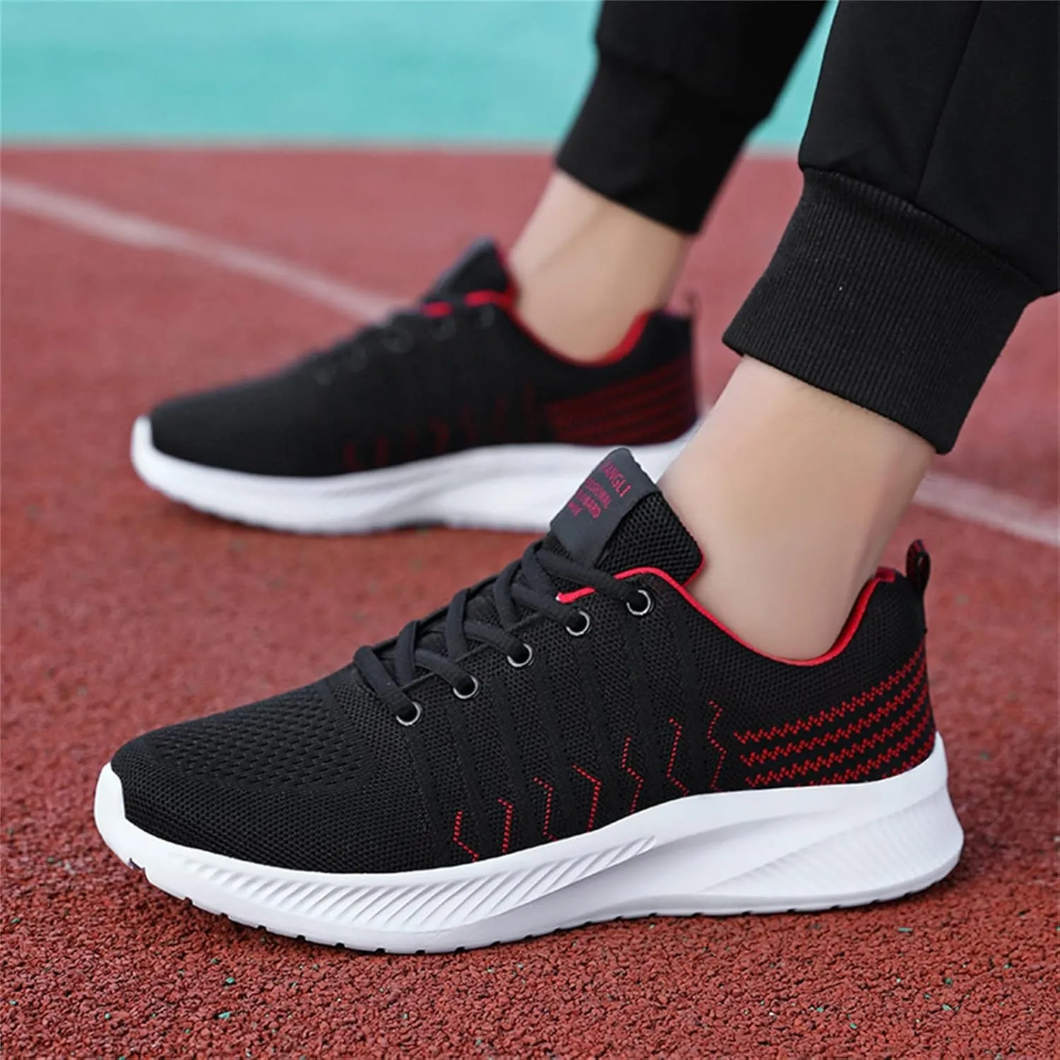 Outdoor Jogging Sneakers for Men Breathable and Light Outdoor Comfy Walking Shoe Men's Comfortable Dress Shoes