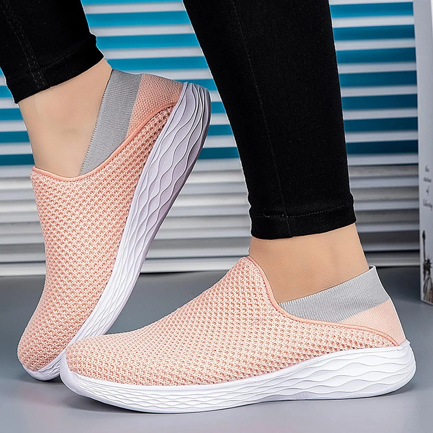SBGMoSJ Womens 10.5 Wide Casual Sneakers Slip On Shoes for Women Indoor White Tennis Shoes Women Wide Width Platform Sneakers for Women Size 11 Wide Slip On Shoes for Women