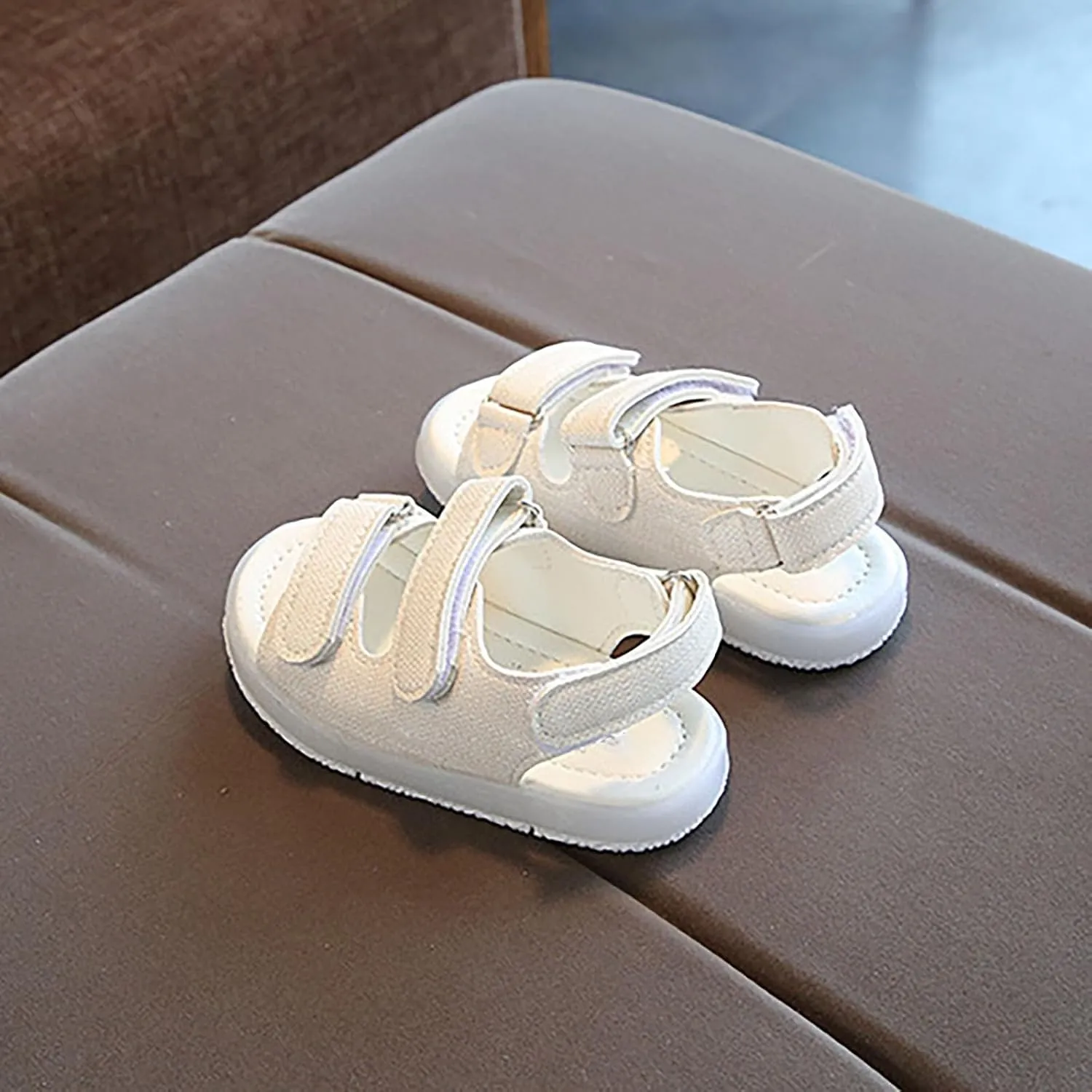 Toddler Girls Light Up Sandals, Slip On Non Slip Adjustable Strap Open Toe Beach Water Shoes, Kids Luminous Sandals