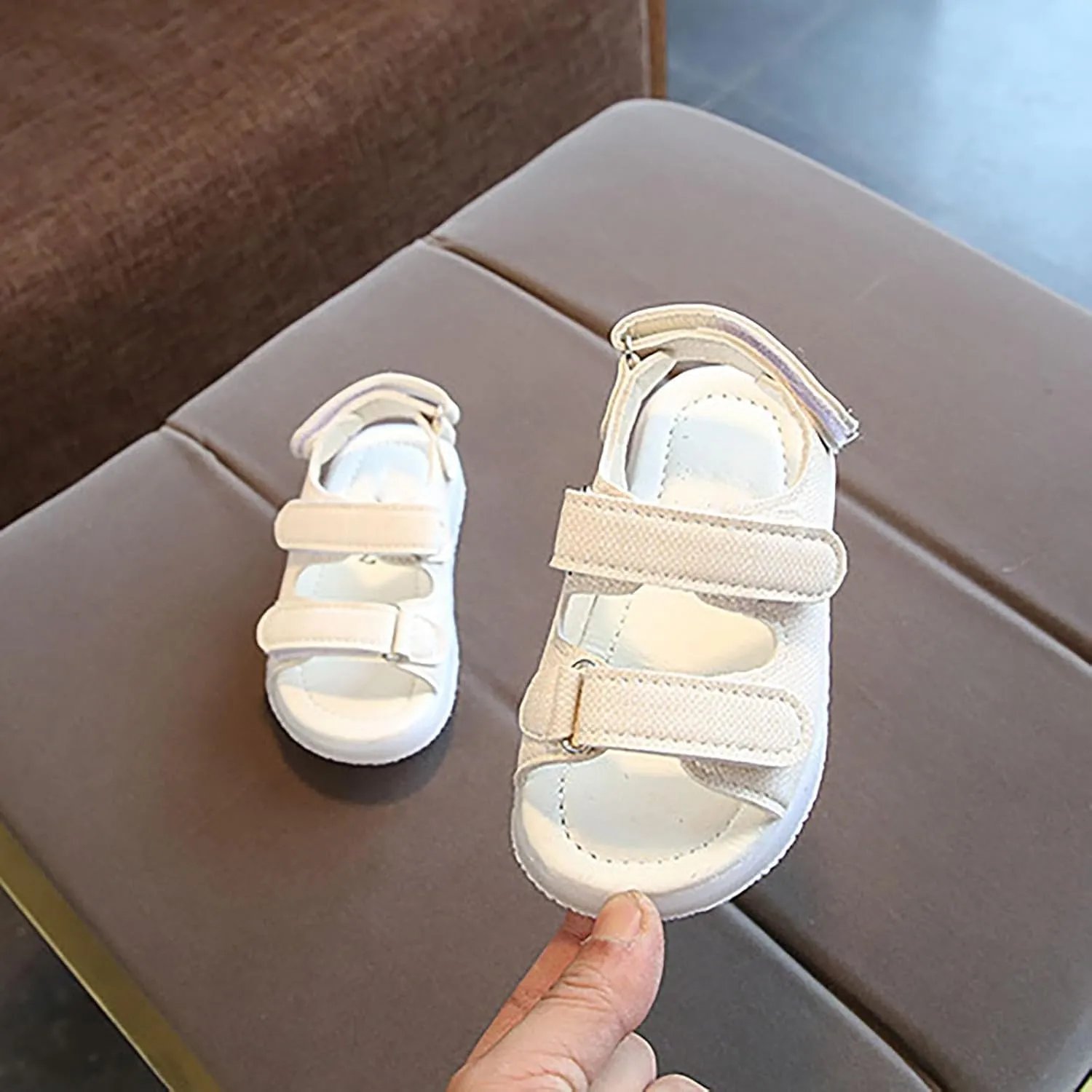 Toddler Girls Light Up Sandals, Slip On Non Slip Adjustable Strap Open Toe Beach Water Shoes, Kids Luminous Sandals