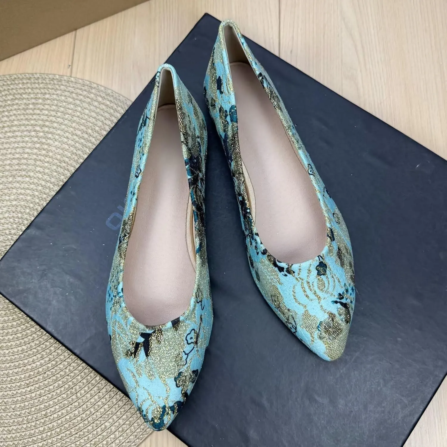 WENJIAZHIZHI Women's Checkered Pointy Toe Ballet Flats Comfortable Flat Shoes Elegant Female Slip-Ons