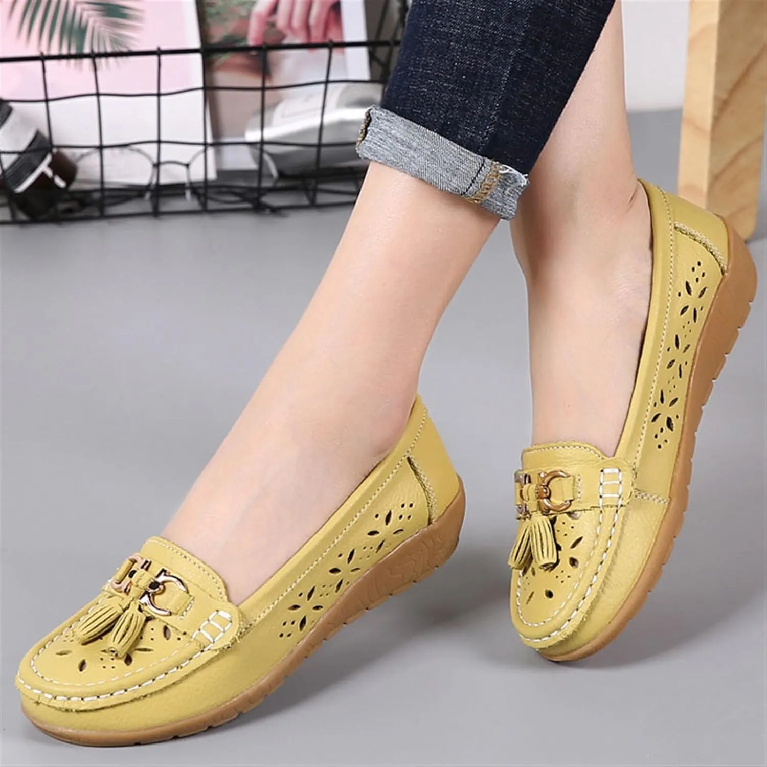 Women Nurse Work Shoes, Womens Summer Hollow Breathable Slip-On Leather Orthopedic Nurse Shoes, Non-Slip Comfortable Walking Running Casual Lightweight Loafers