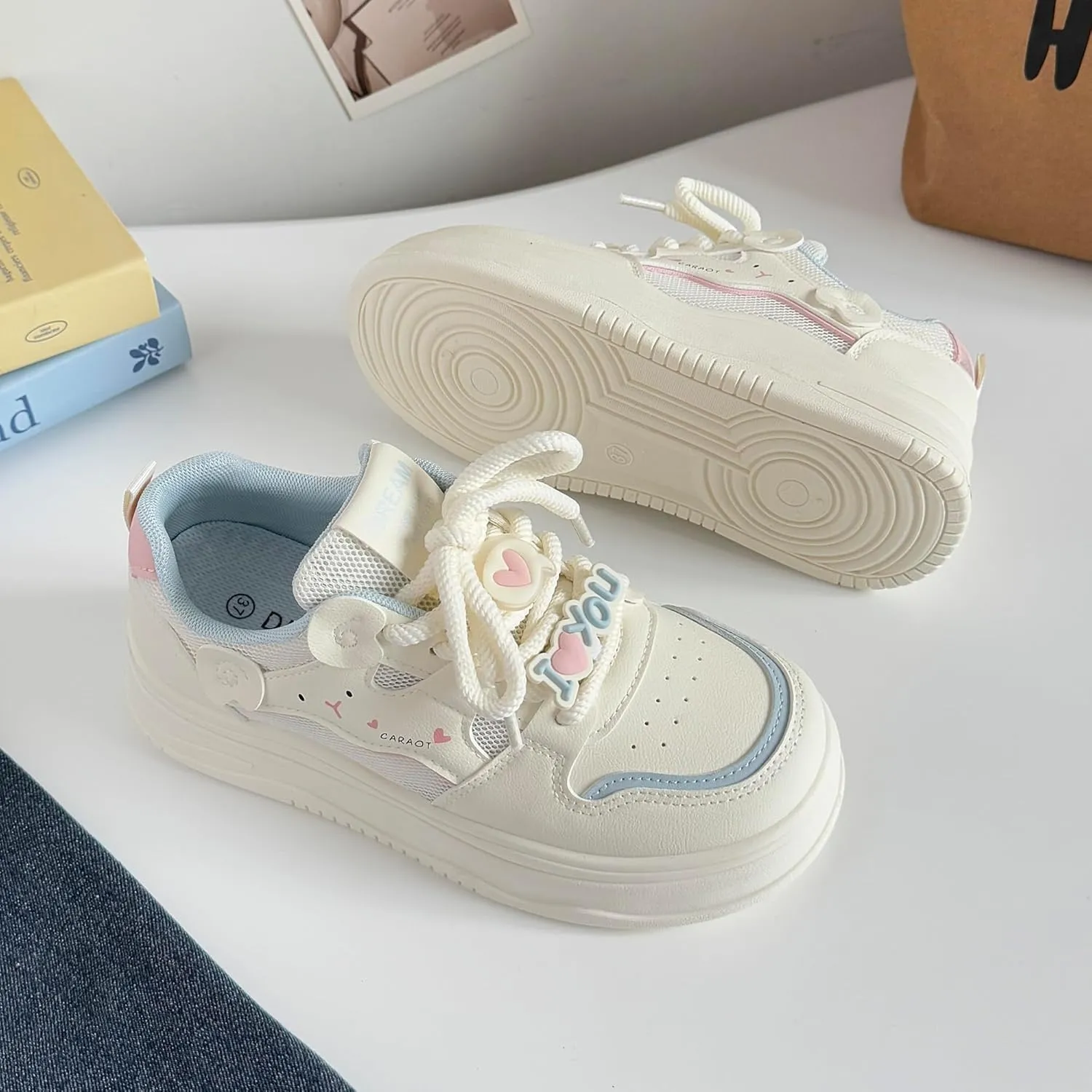 Women's Breathable Mesh Sneakers Y2K Lightweight Spring Summer Casual Shoes for Walking& College
