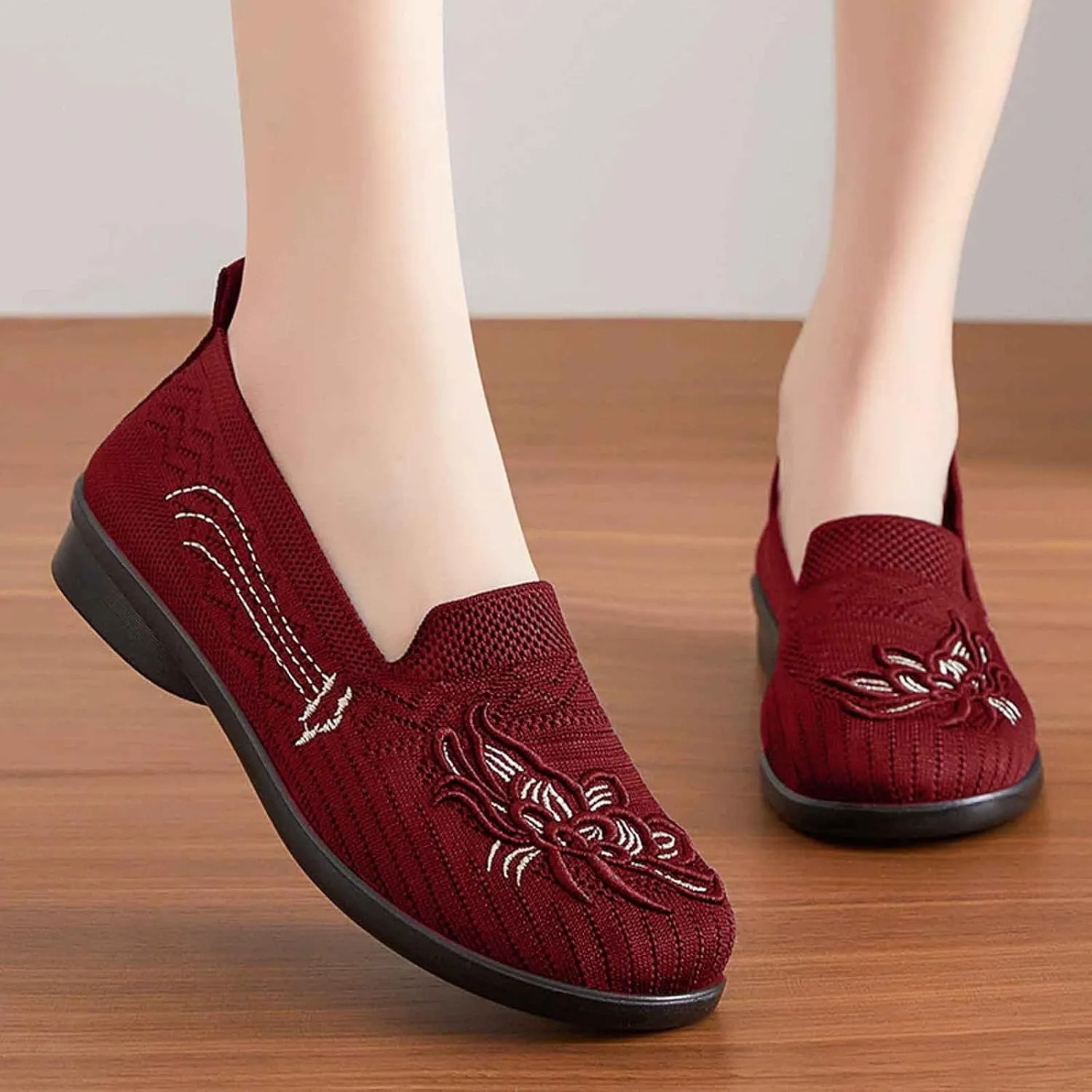 Women's Casual Slip On Shoes Breathable Low Heel Comfortable Walking Daily Spring Summer Fall Women Wedges Low Heel