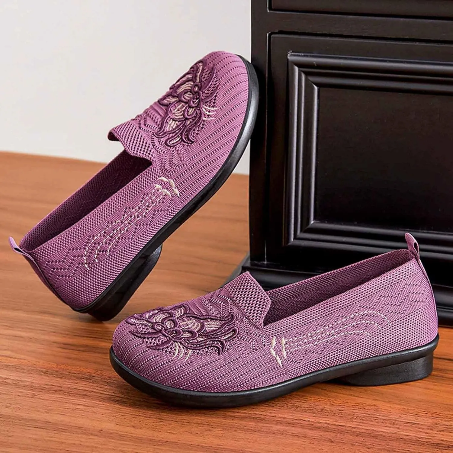 Women's Casual Slip On Shoes Breathable Low Heel Comfortable Walking Daily Spring Summer Fall Women Wedges Low Heel
