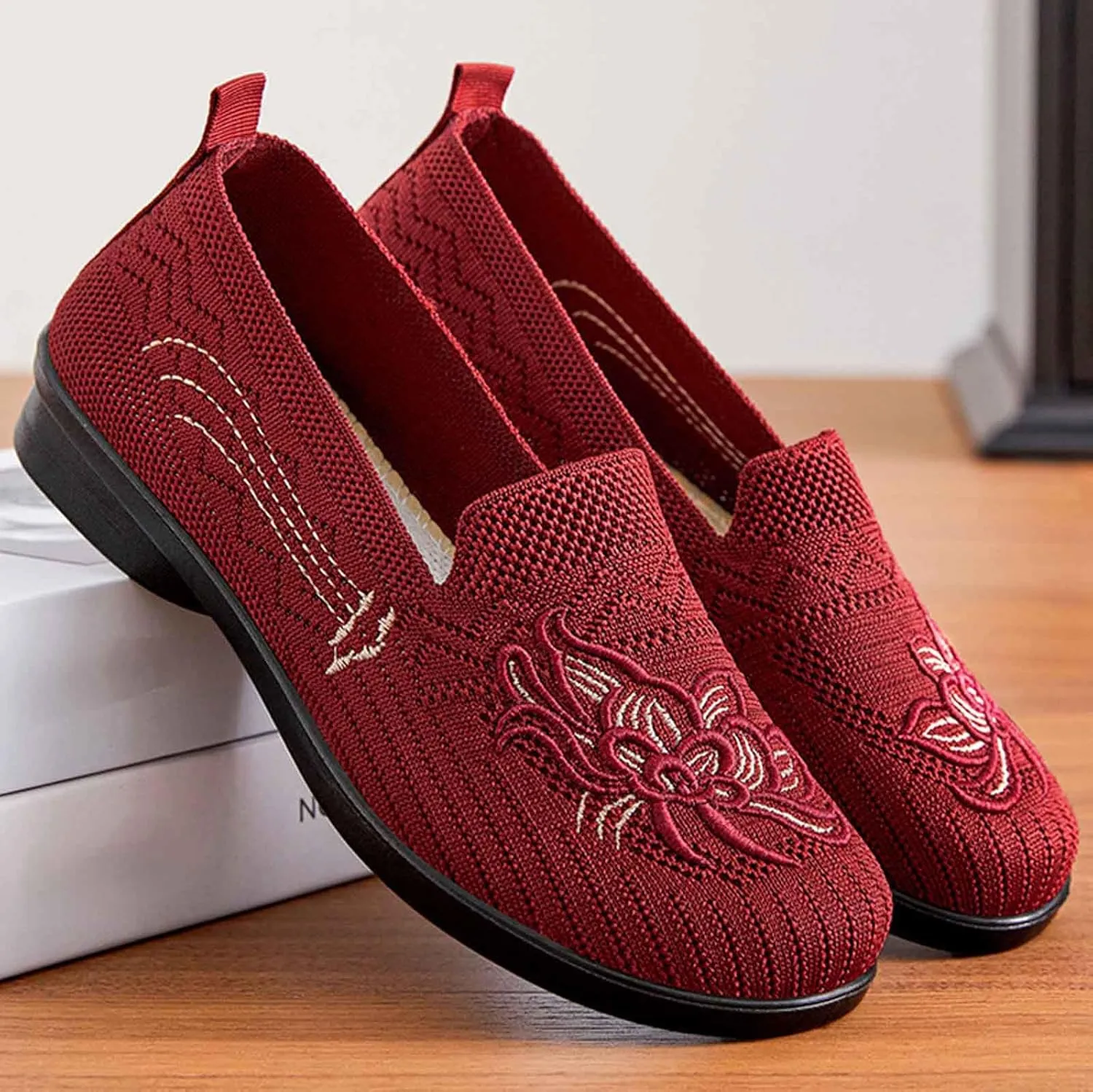 Women's Casual Slip On Shoes Breathable Low Heel Comfortable Walking Daily Spring Summer Fall Women Wedges Low Heel