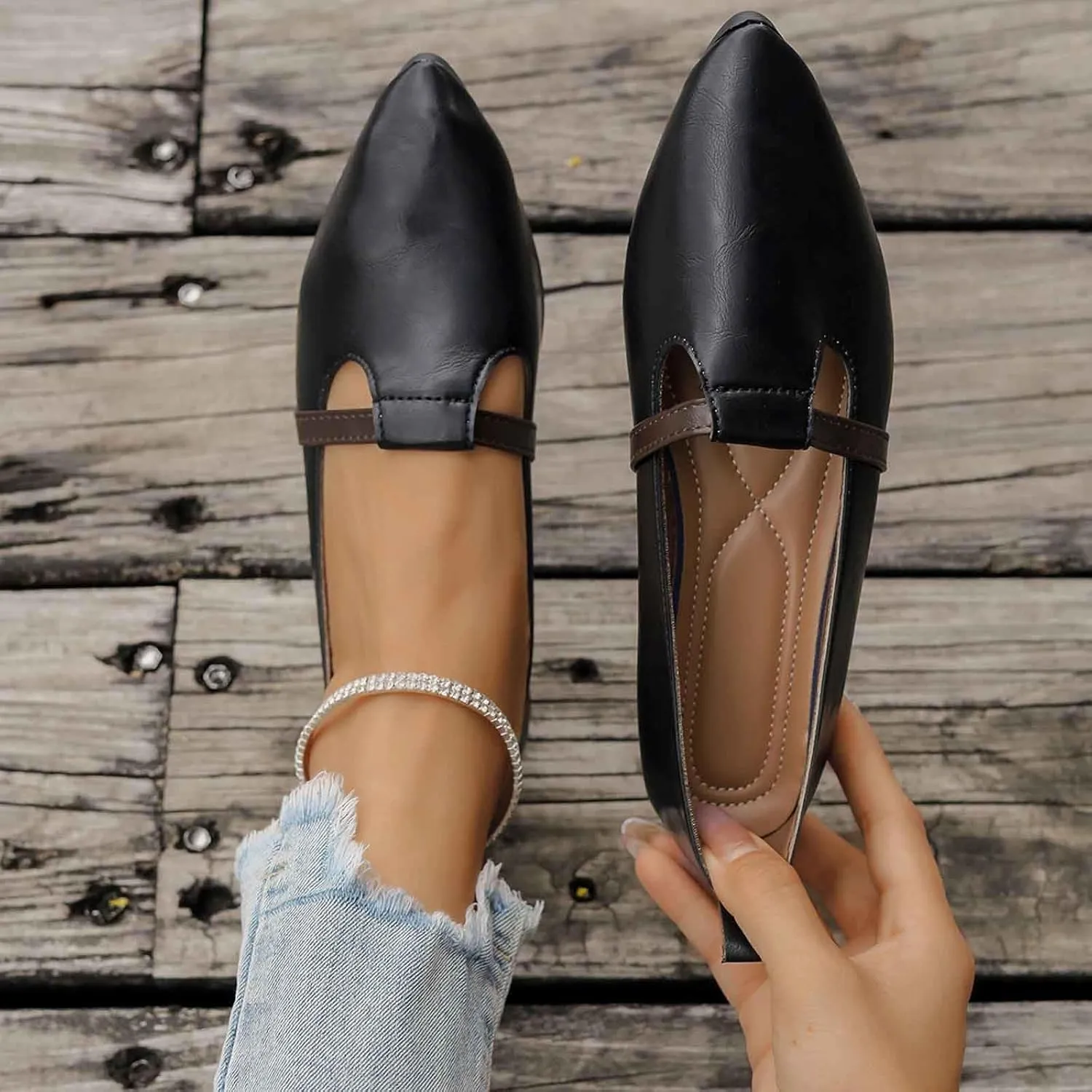 Women's Casual Slip On Shoes Comfortable Lightweight Breathable Flat Sandals for Daily Wear with Square Toe