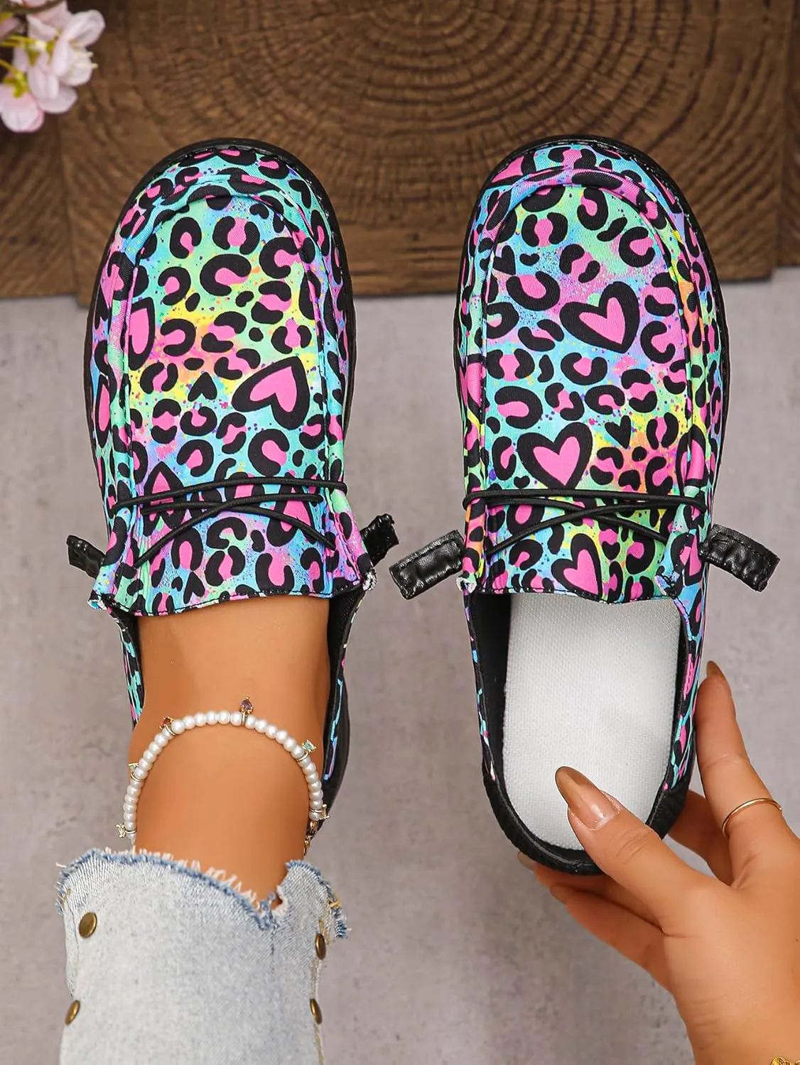 Women's Leopard Print Casual Shoes with Pink Heart Details – Sweet Bow Accent Flat Sneakers – Bold & Playful Slip-Ons (Sizes 6-11)