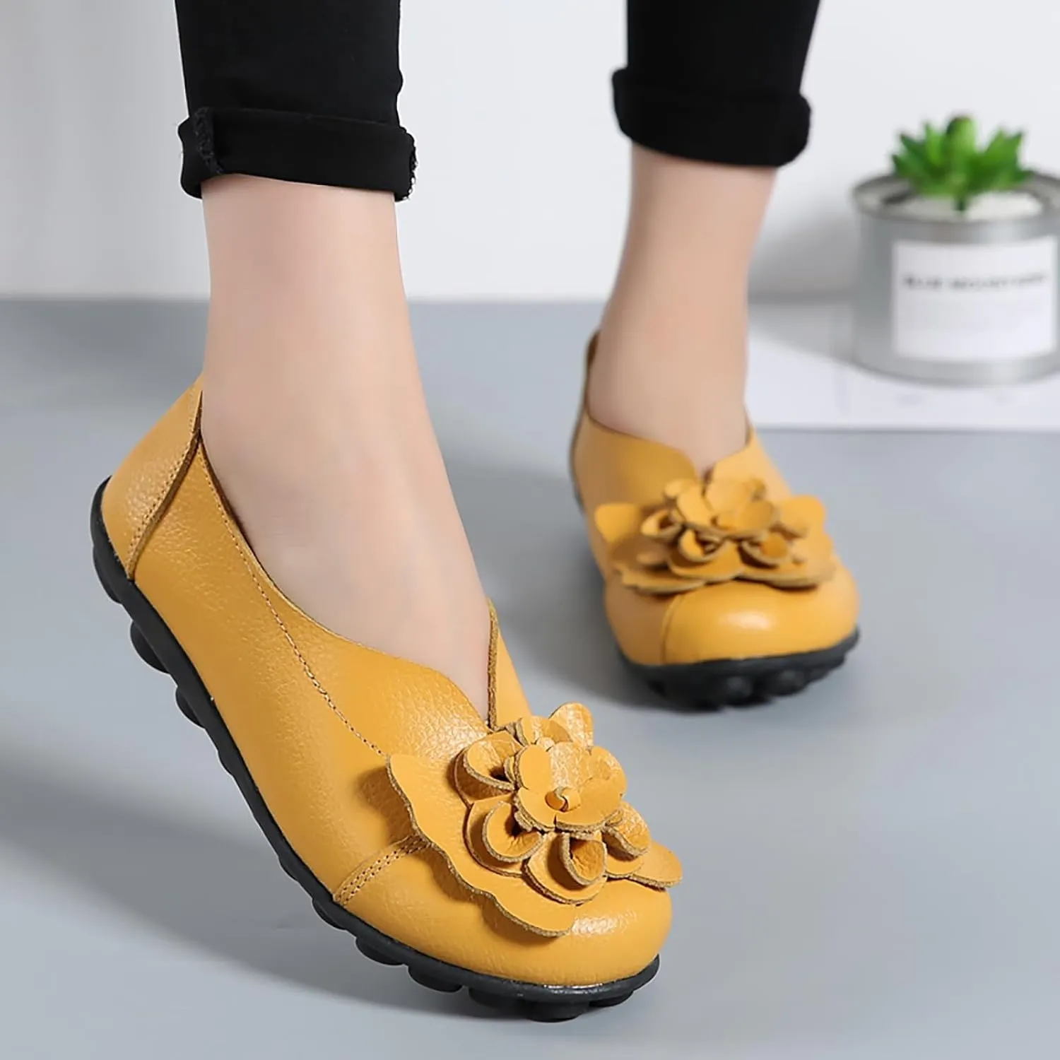 Womens Orthopedic Loafers Summer Comfortable Closed Toe Low Heel Flat Wide Width Flats Breathable Casual Outdoor Shoes Work Dressy Shoe Shopping Standing Shoes