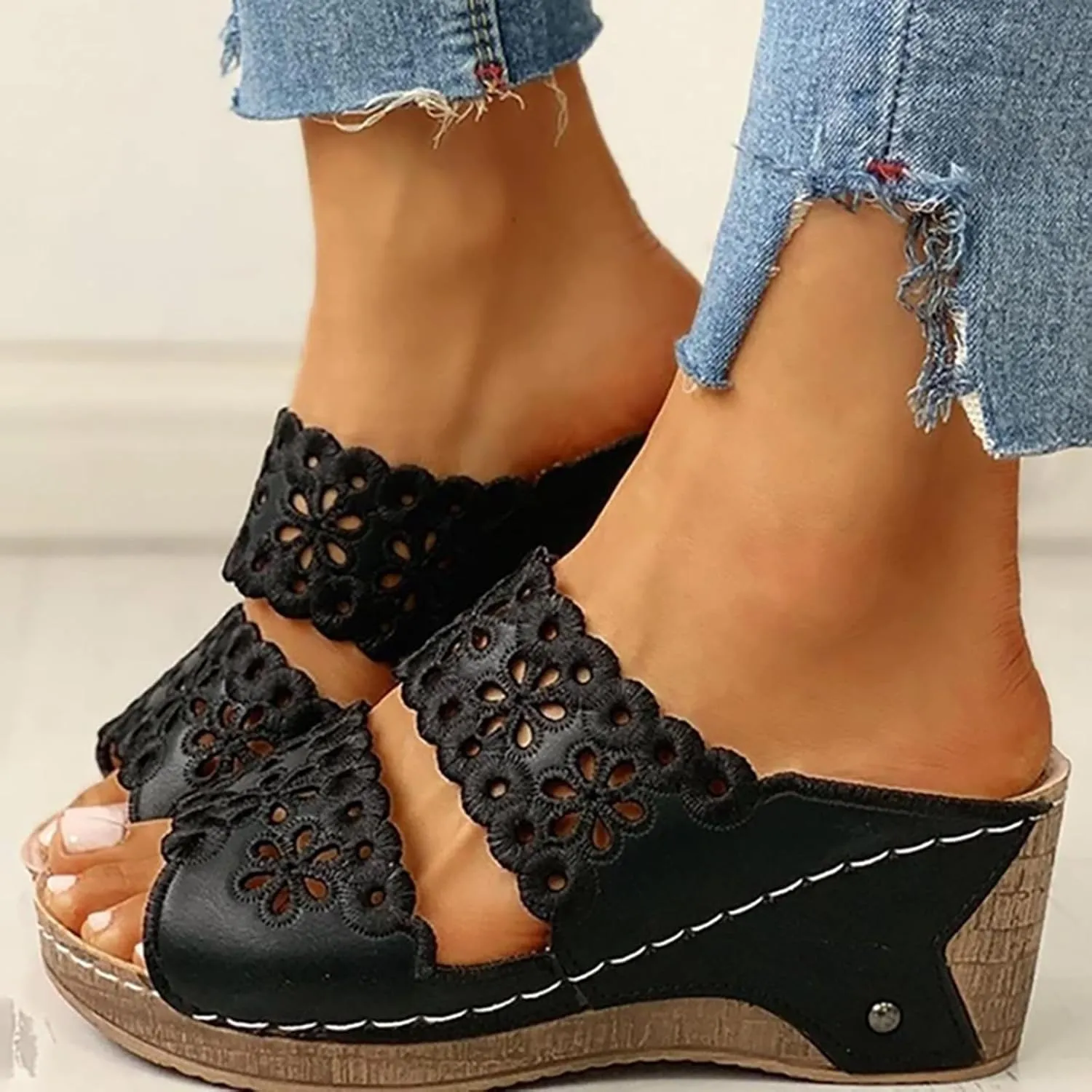 Women's Sandals Open Toe Hollow Out Wedge Casual Summer Slip-On Slippers Platform Summer Dressy Low Heel Comfortable Walking, 2025 Fashion Wedges On Beach Travel Arch Support Shoes