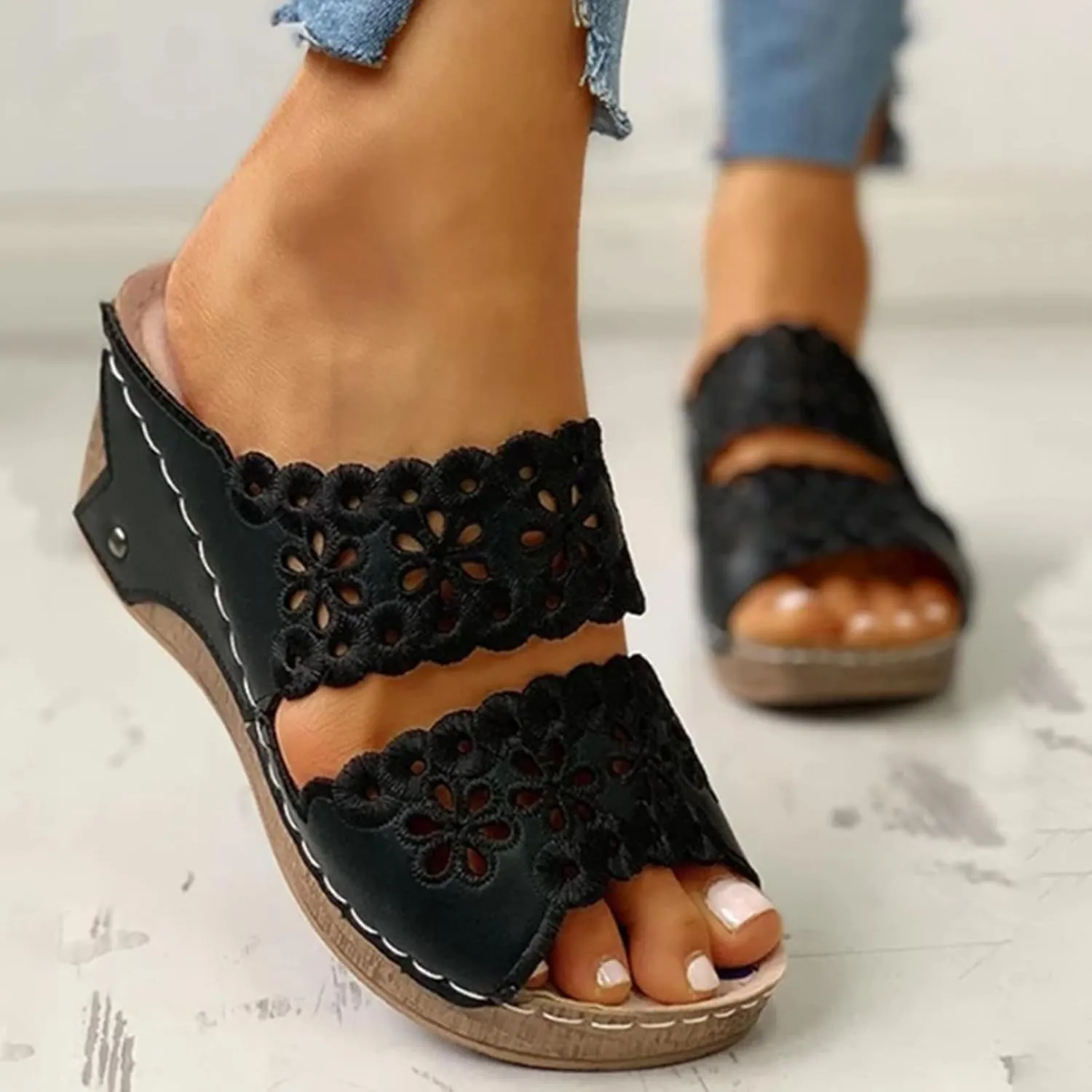 Women's Sandals Open Toe Hollow Out Wedge Casual Summer Slip-On Slippers Platform Summer Dressy Low Heel Comfortable Walking, 2025 Fashion Wedges On Beach Travel Arch Support Shoes