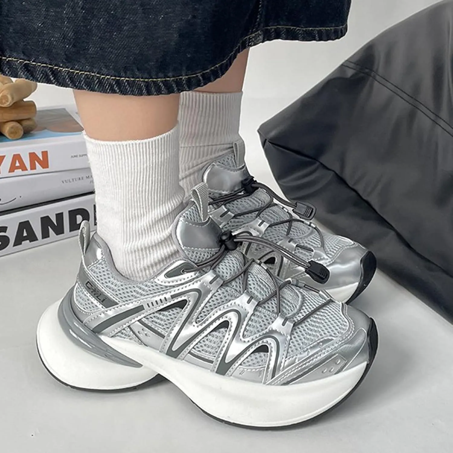 Women's Silver Chunky Sneakers, Spring/Summer Breathable Lightweight Sports Shoes with Platform, Fashionable Lace-Up Dad Trainers