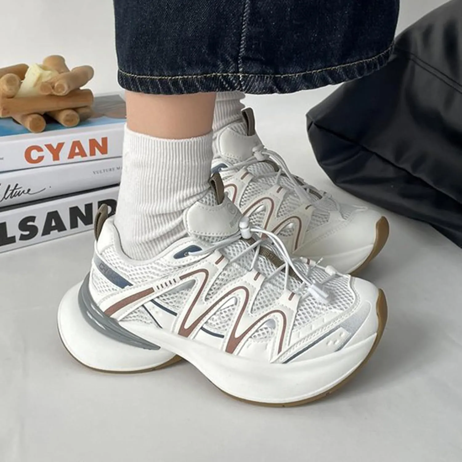 Women's Silver Chunky Sneakers, Spring/Summer Breathable Lightweight Sports Shoes with Platform, Fashionable Lace-Up Dad Trainers