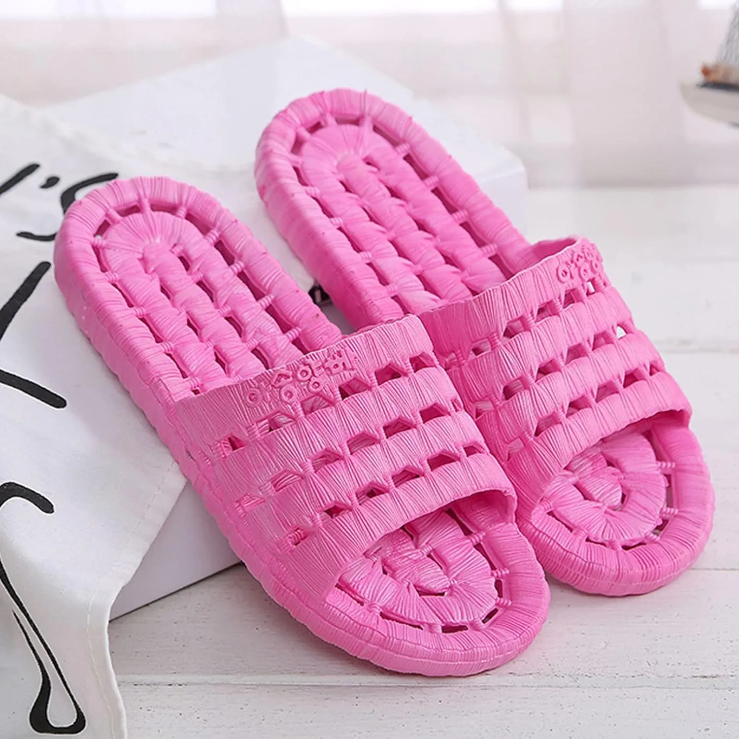 Womens Slides with Drainage Hole Water Shoe Non Slip Slides Sandals Women's Summer Beach Slides Sandals