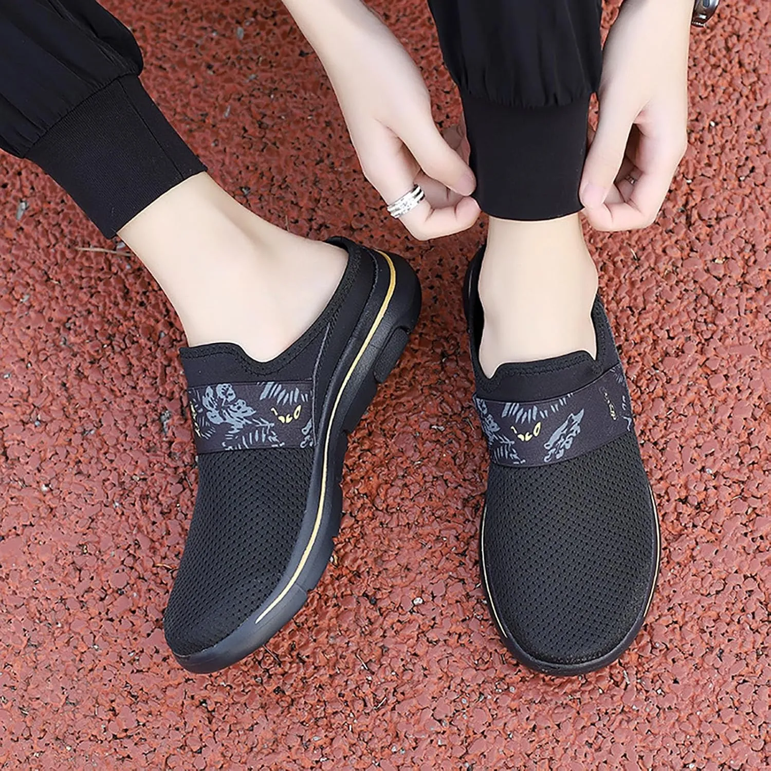 Women's Slip-on Mule Sneakers Lightweight Tennis Shoes Womens Food Service Ladies Casual Shoes Fashion Sneakers White Tennis Shoe Trainers Shoe