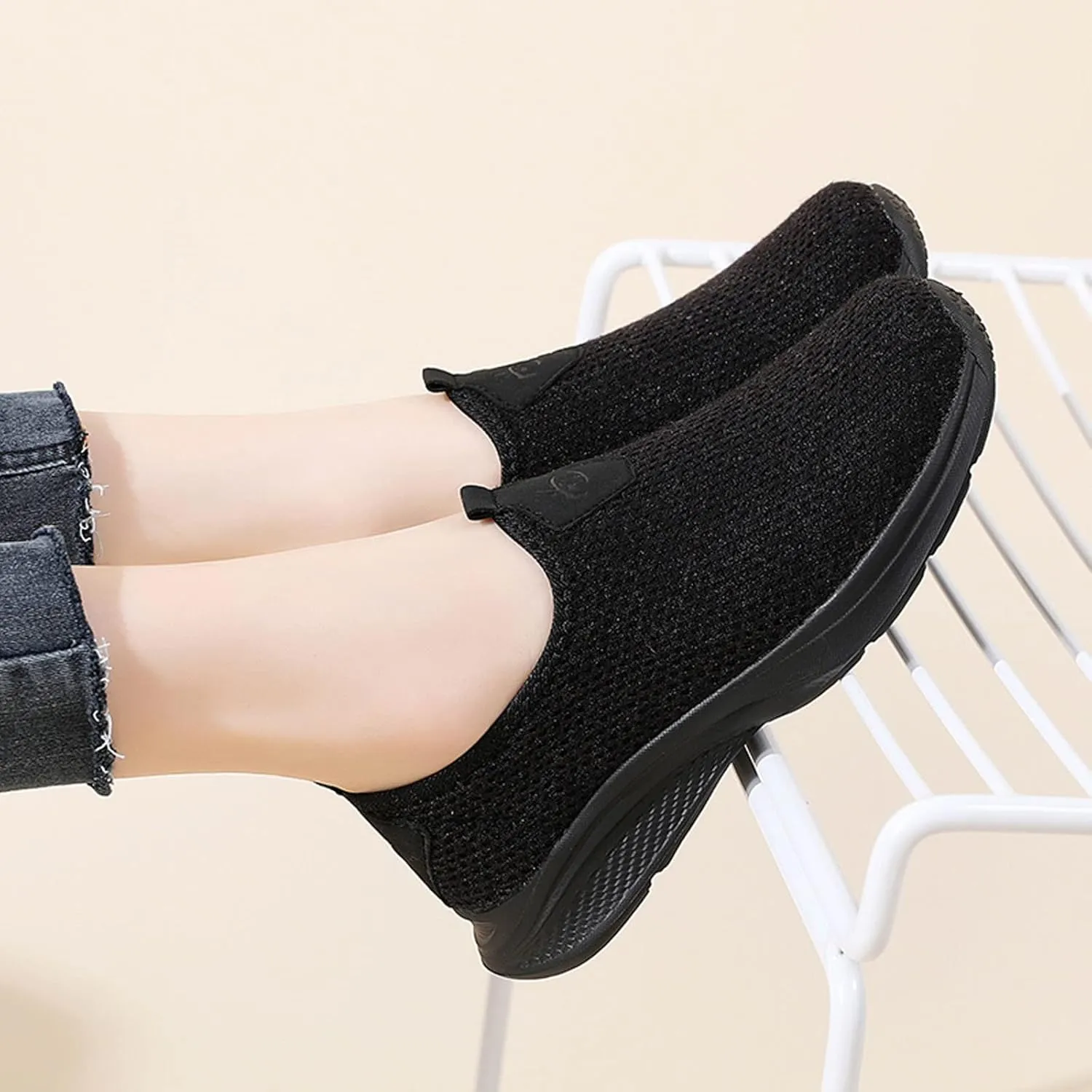 Women’s Slip-On Shoes Casual Lace-Free Walking Loafers Tennis Shoes Men Arch Support Women's Shoes Casual Men's Fashion Sneakers Tennis Shoe Casual Loafers