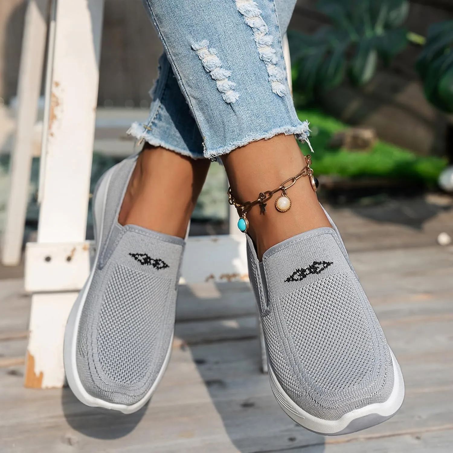 Women's Walking Shoes Slip On Comfort Orthopedic Breathable Go Walking Mesh Athletic Running Sneakers Shoes