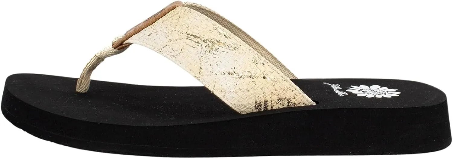 Yellow Box Women's Frinna Flip Flop Sandal, Platform Height 0.75 inch, Heel 1 inch, Cute & Comfortable