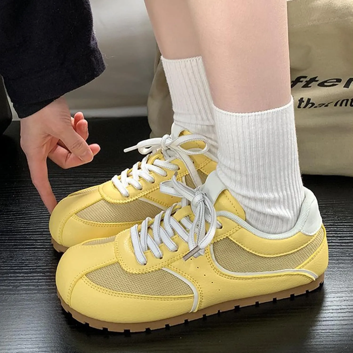 Yellow Mesh Breathable Spring Casual Sneakers Lightweight Ultra-Soft Flat Trainers Fashion Lace-Up Single Shoes
